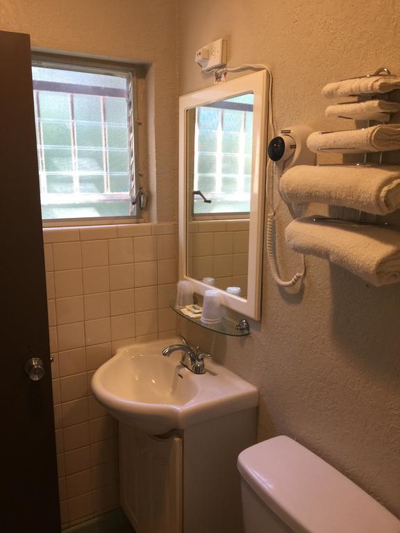 Campbell Motel Кокоа Экстерьер фото
