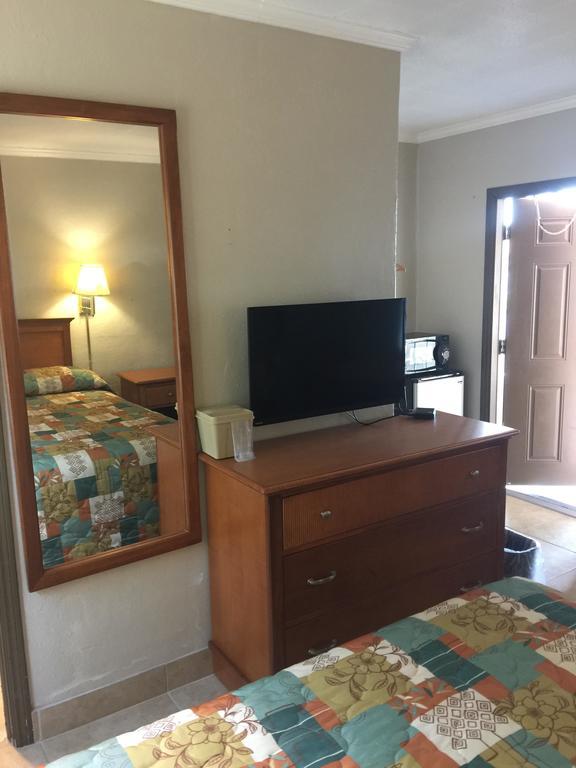 Campbell Motel Кокоа Экстерьер фото